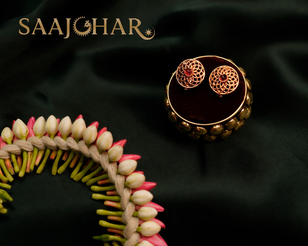 Antique Gold Dome Motif Necklace Set with Red & Pearl Accents