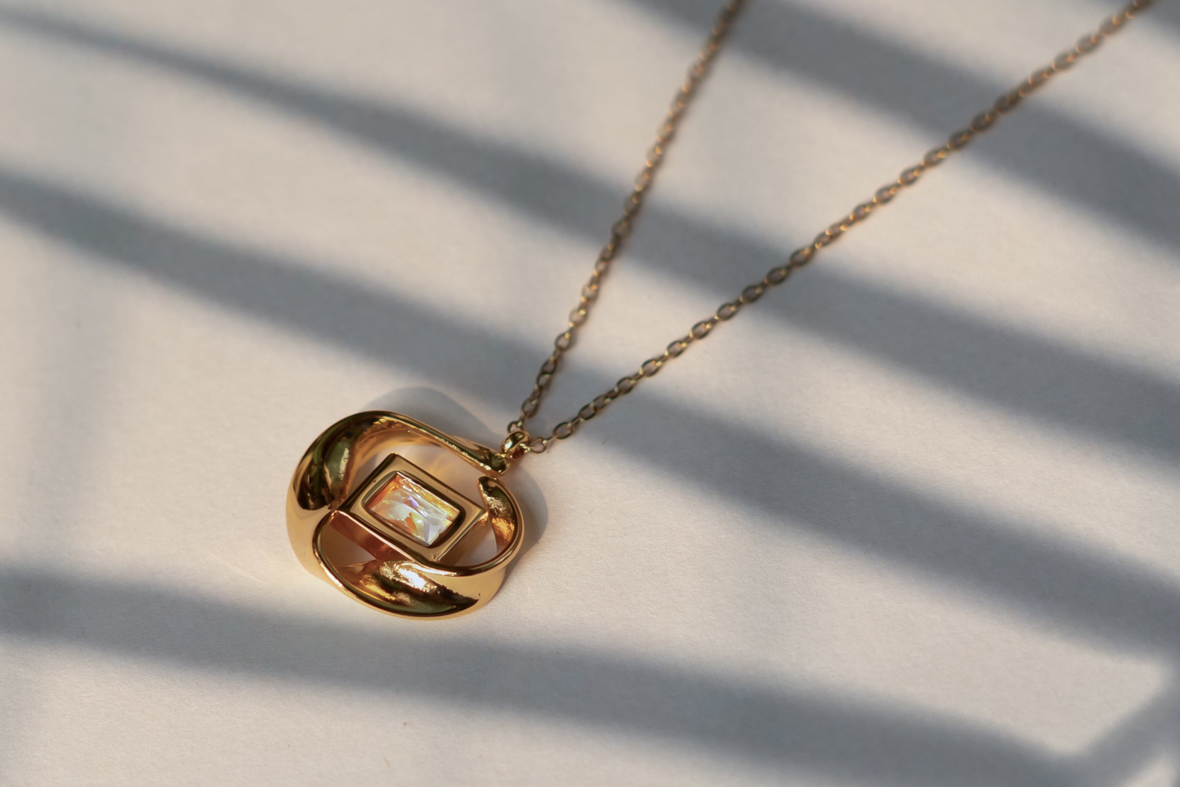 Elegant Gold-Plated Square Crystal Pendant Necklace