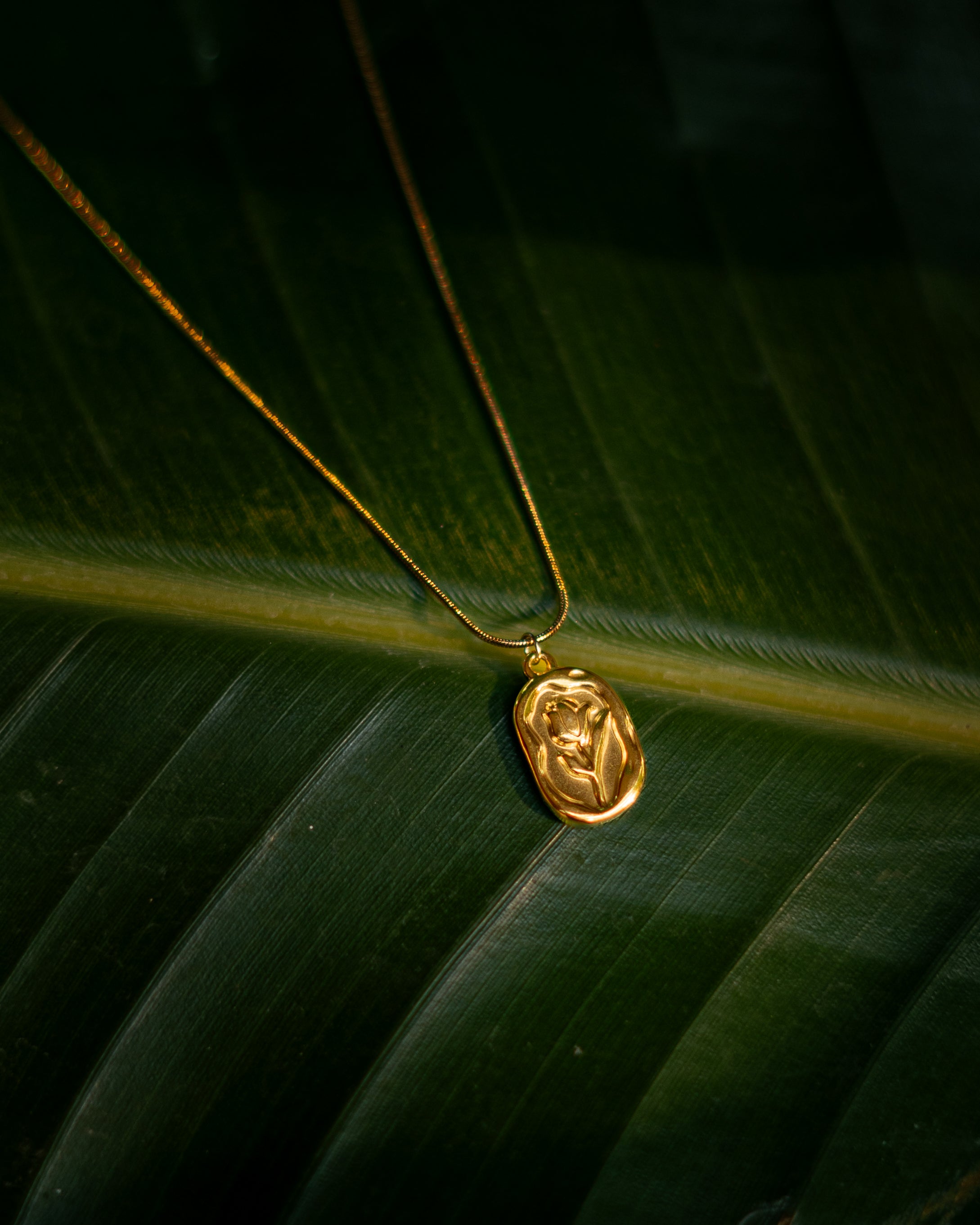 Gold Floral Engraved Pendant Necklace