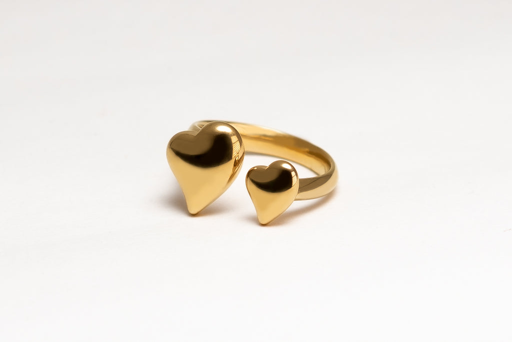 Dual Heart Open Gold Ring – Minimal Statement Design